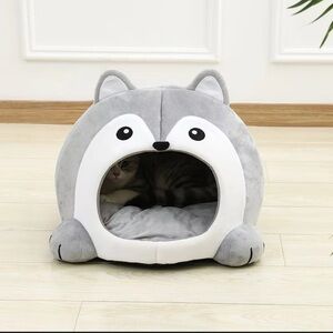 Gray Cat Bed with Cute Animal Design